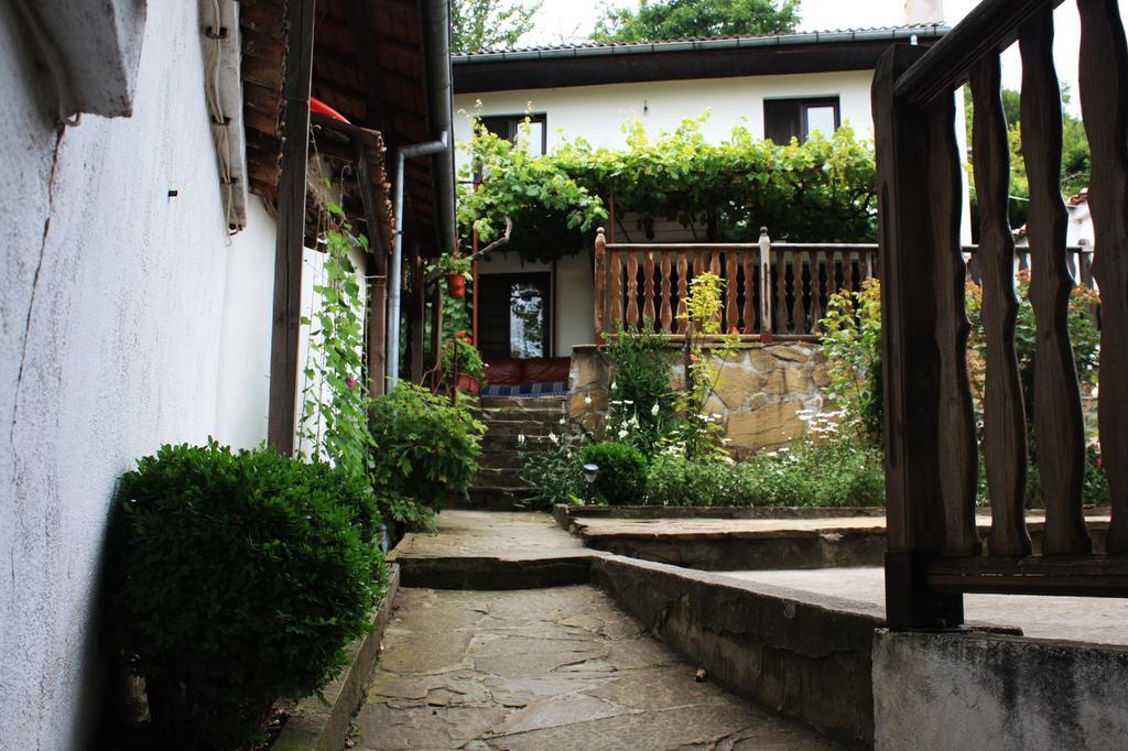 Hikers Hostel Weliko Tarnowo Exterior foto